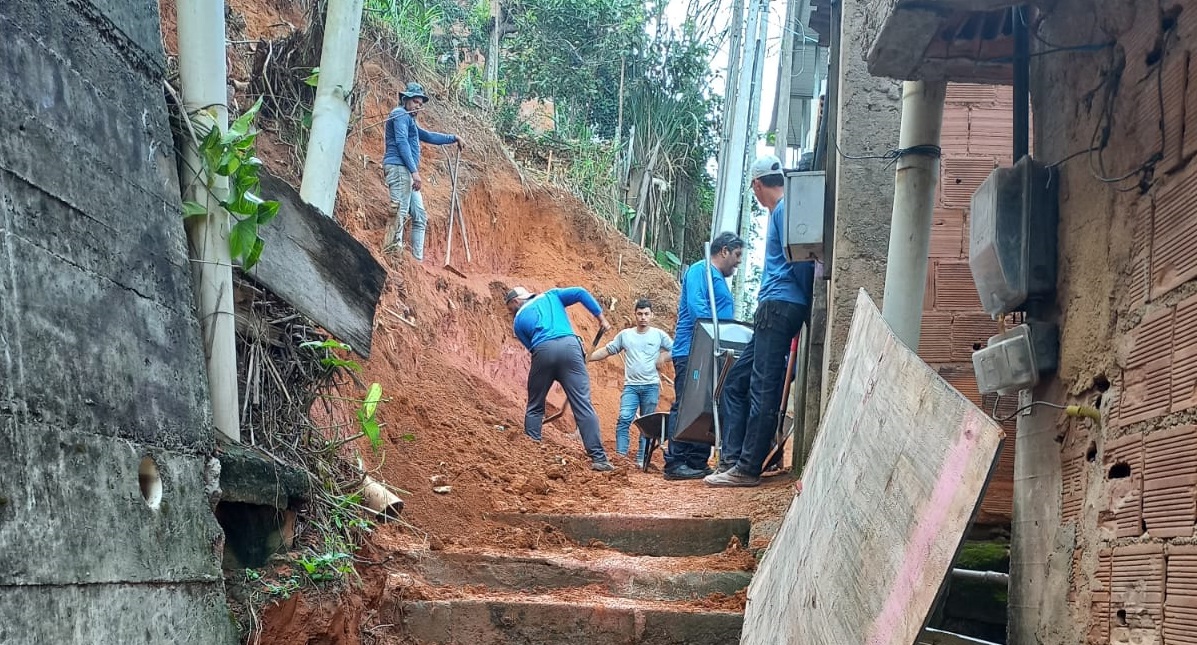 Rio Novo Prefeitura Come A Obras De Muro De Arrimo No Bairro S O Jos