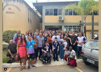 Iconha: Servidores da prefeitura parabenizam os atletas paralímpicos pelas conquistas