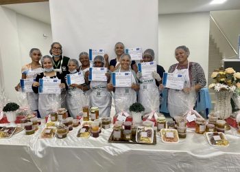 Kennedy: Prefeitura e SENAR ofertaram curso de doces e conservas caseiras