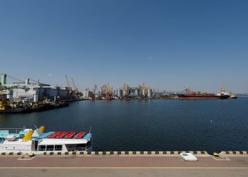 Mundo: UE pede à Rússia que revogue suspensão do acordo de grãos da Ucrânia no Mar Negro