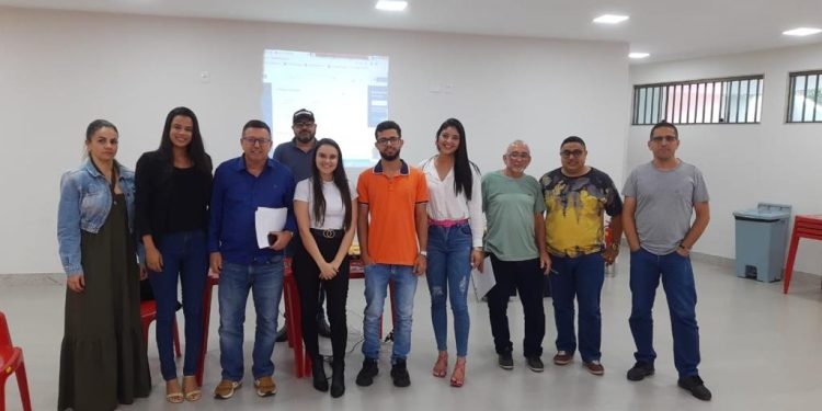 Kennedy: Prefeitura promove treinamento sobre sistema “Simplifica/ES” para servidores municipais