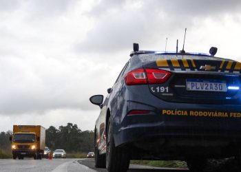 Brasil: Caminhoneiros interditam rodovias em todo o país