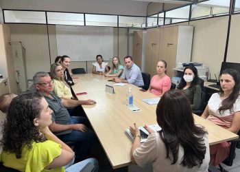 Iconha: Prefeito dá posse aos membros do Conselho de Alimentação Escolar