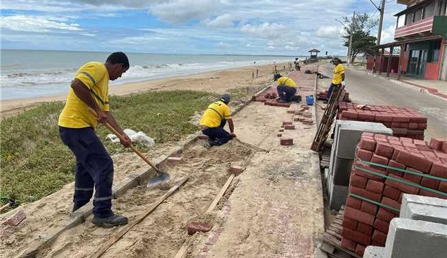Itapemirim: Prefeitura cria força-tarefa para limpeza e reparos no litoral