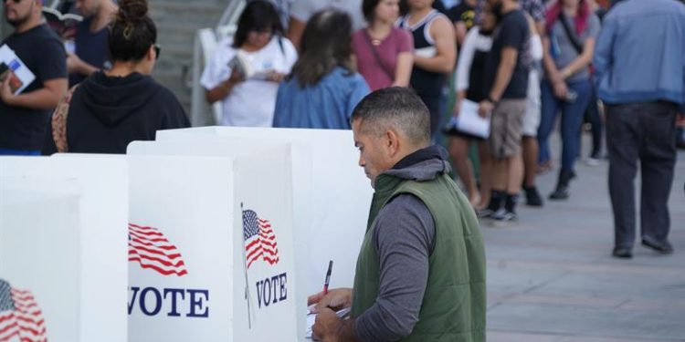 Mundo: Partido Republicano garante maioria dos assentos na Câmara nos Estados Unidos