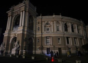 Mundo: Kiev restabelece fornecimento de energia e continua com cortes de luz programados