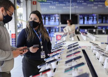 Brasil: País gera 135 mil novos postos de trabalho em novembro