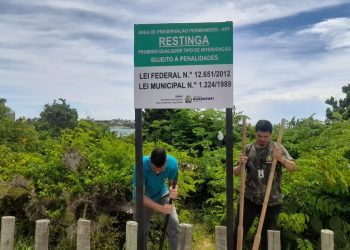 Guarapari: Prefeitura coloca placas indicativas das áreas de restingas e manguezais