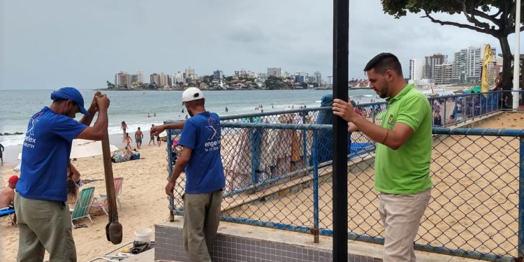 Guarapari: Prefeitura instala placas de balneabilidade nas praias
