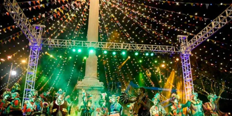 Mundo: Começa o emblemático carnaval de Montevidéu