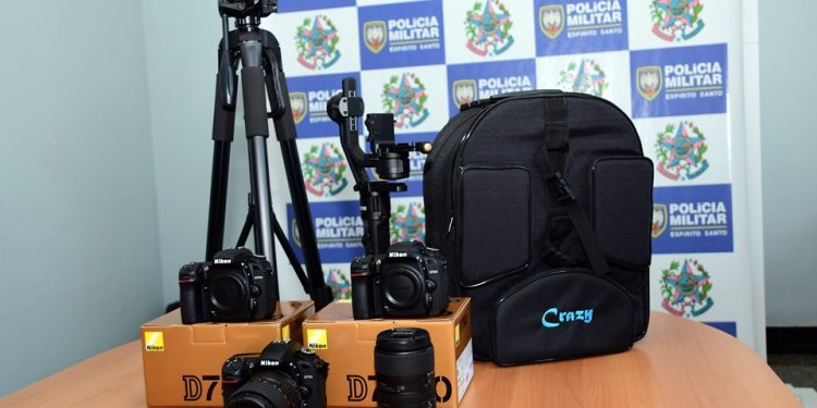 Polícia: PM recebe novos equipamentos fotográficos
