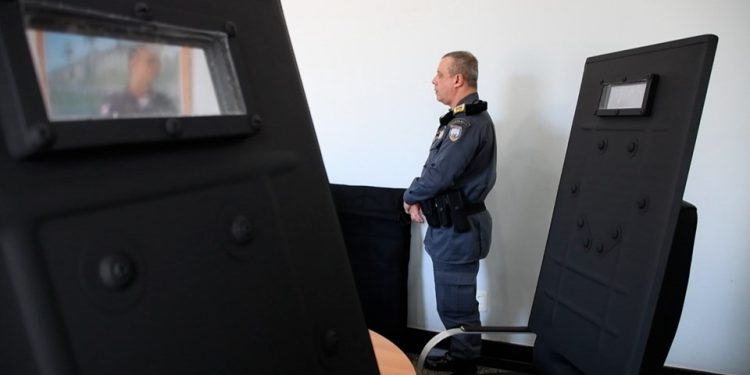 Polícia: PM adquire de novos escudos balísticos