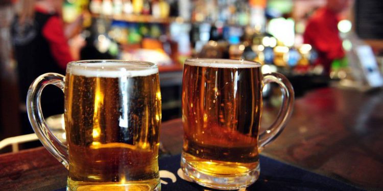 Brasil: Uso abusivo de álcool entre mulheres cresce 4,25% em dez anos