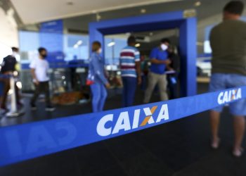 Brasil: Caixa começou a pagar abono salarial de 2021