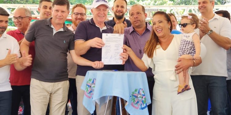 Estado: Governador entrega Posto de Atendimento Veicular e anuncia investimentos em Muqui