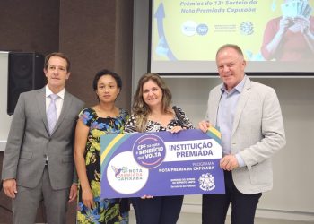 Estado: Governador entrega prêmios para sorteados do Nota Premiada Capixaba