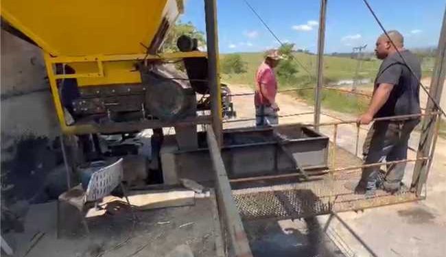 Itapemirim: Fábrica de Asfalto reformada volta a funcionar