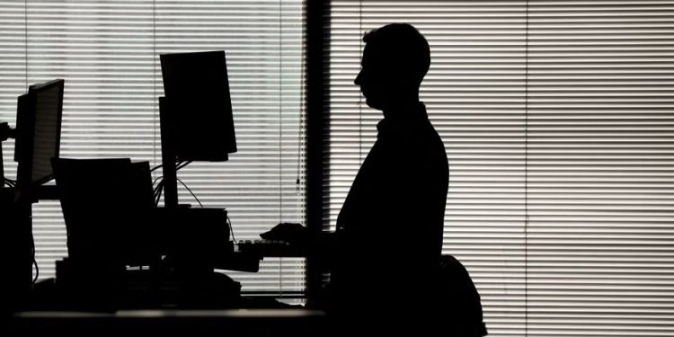 Mundo: Empregadores do Reino Unido aprovam semana de quatro dias