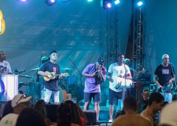 Piúma: Sobre ontem à noite