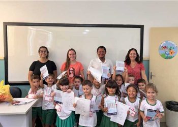 Alfredo Chaves: Alunos participam de ação de combate à Dengue
