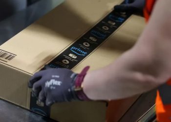 Mundo: Amazon demitirá mais 9 mil funcionários