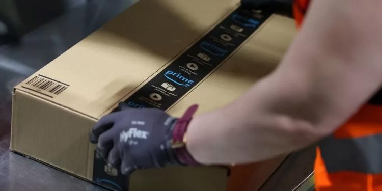 Mundo: Amazon demitirá mais 9 mil funcionários