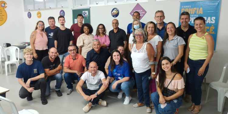 Anchieta: Equipe de Colatina visita Sala do Empreendedor