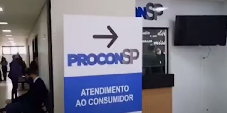 Brasil: Procon-SP divulga a lista das empresas com mais reclamações em 2022
