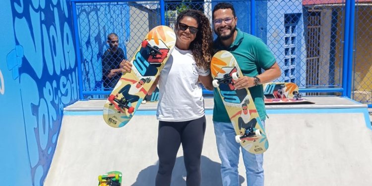 Estado: Escola da Rede Estadual inaugura pista de skate