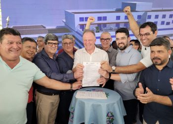 Estado: Casagrande autoriza início de construção do Hospital do Câncer de Cachoeiro