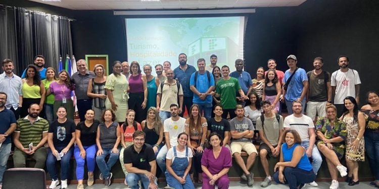 Estado: Setur participa de aula inaugural do curso de Guia de Turismo do Ifes em Piúma