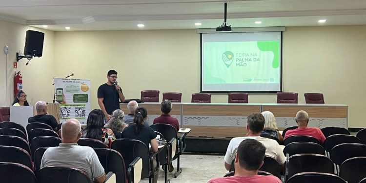 Guarapari: Seminário apresenta aplicativo Feira na Mão
