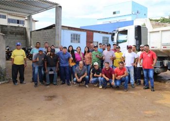 Itapemirim: Prefeitura faz mutirão de limpeza em Itaipava