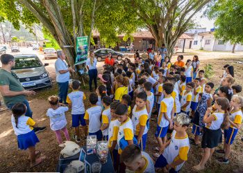 Marataízes:  Alunos participam de ação de conscientização no Dia Mundial da Água