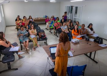 Marataízes: Prefeitura capacita gestores escolares para recursos do FNDE