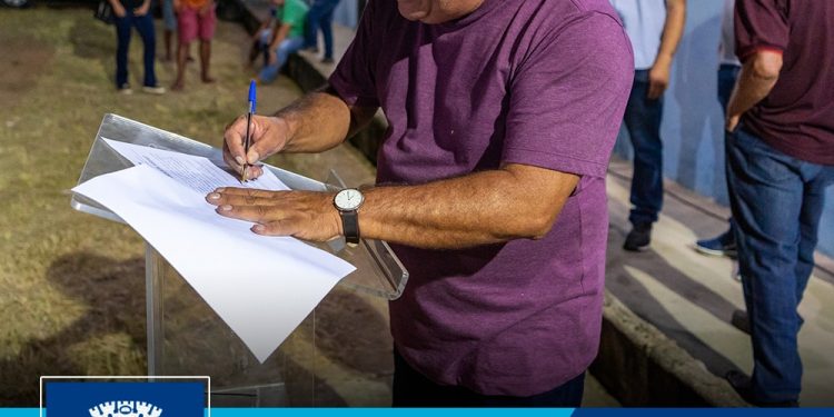 Marataízes: Prefeito assina OS de obras no bairro Belo Horizonte