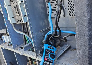 Vila Velha: PC e EDP descobrem furto de energia elétrica em Supermercado