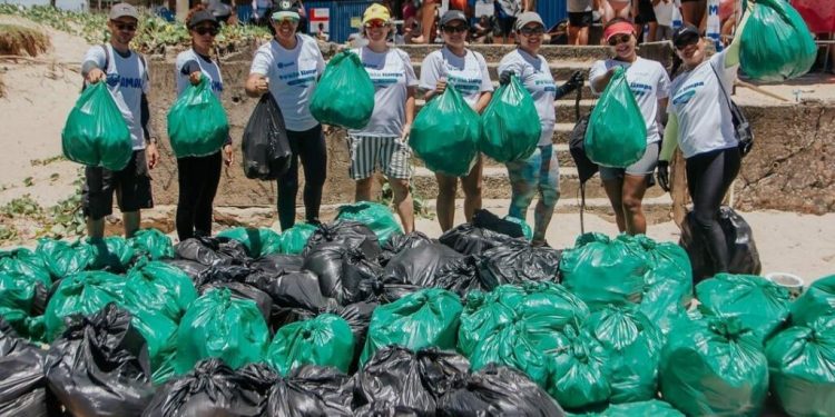 Guarapari: Instituto realiza novo mutirão de limpeza nas praias