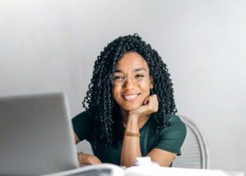 Brasil: Bolsas de ensino de tecnologia para jovens moradores de favelas