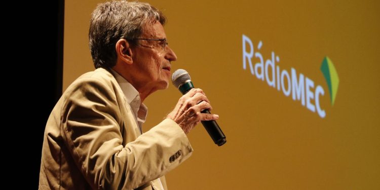 Brasil: Rádio MEC comemora 100 anos com programação especial