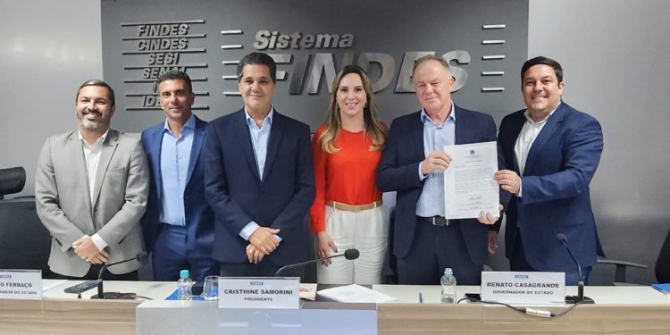 Estado: Governo lança Projeto ES + Competitivo e firma parceria com a Findes para prospectar investimentos