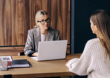 Mundo: Como a IA generativa pode mudar a forma de contratação de empregados