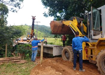 Guarapari: Prefeitura constrói ponte em Rio Claro