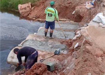 Itapemirim: Prefeitura faz obras para conter erosão em estradas