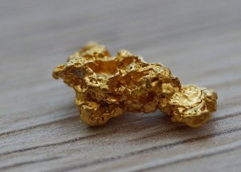 Mundo: Garimpeiro australiano amador acha pepita de ouro de mais de R$ 830 mil