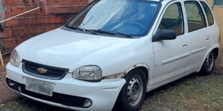 Brasil: Preso em MG ladrão de veículos que fingia ser policial em aplicativo de relacionamento