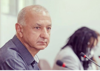 Brasil: Prefeito de Araucária deixa o partido após casar com adolescente e nomear sogra como secretária