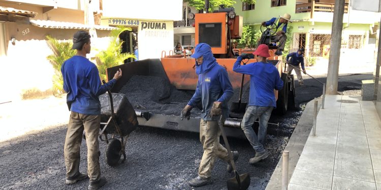 Piúma: Programa ‘Asfalta Piúma’ chega ao Tamarindo