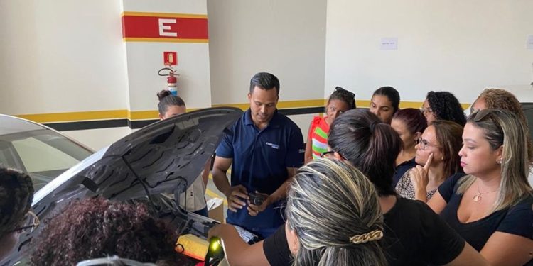 Estado: Detran|ES abre inscrições para 4ª edição do curso de Mecânica Básica para Mulheres