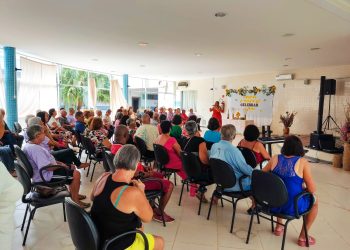 Anchieta: Páscoa dos idosos com louvor e seresta na confraternização